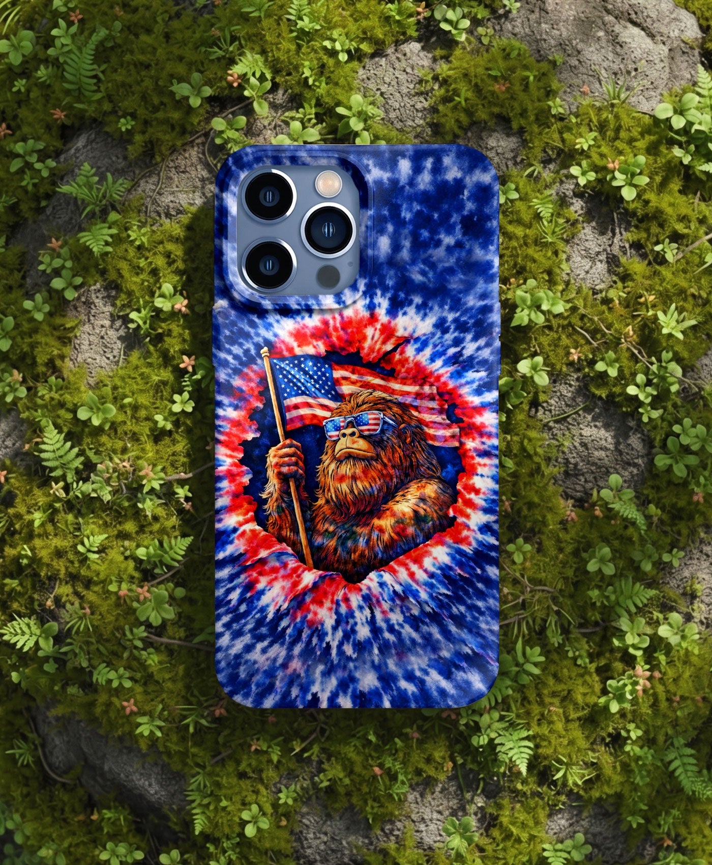 BIGFOOT WITH FLAG PHONE CASE - TLHN0705264
