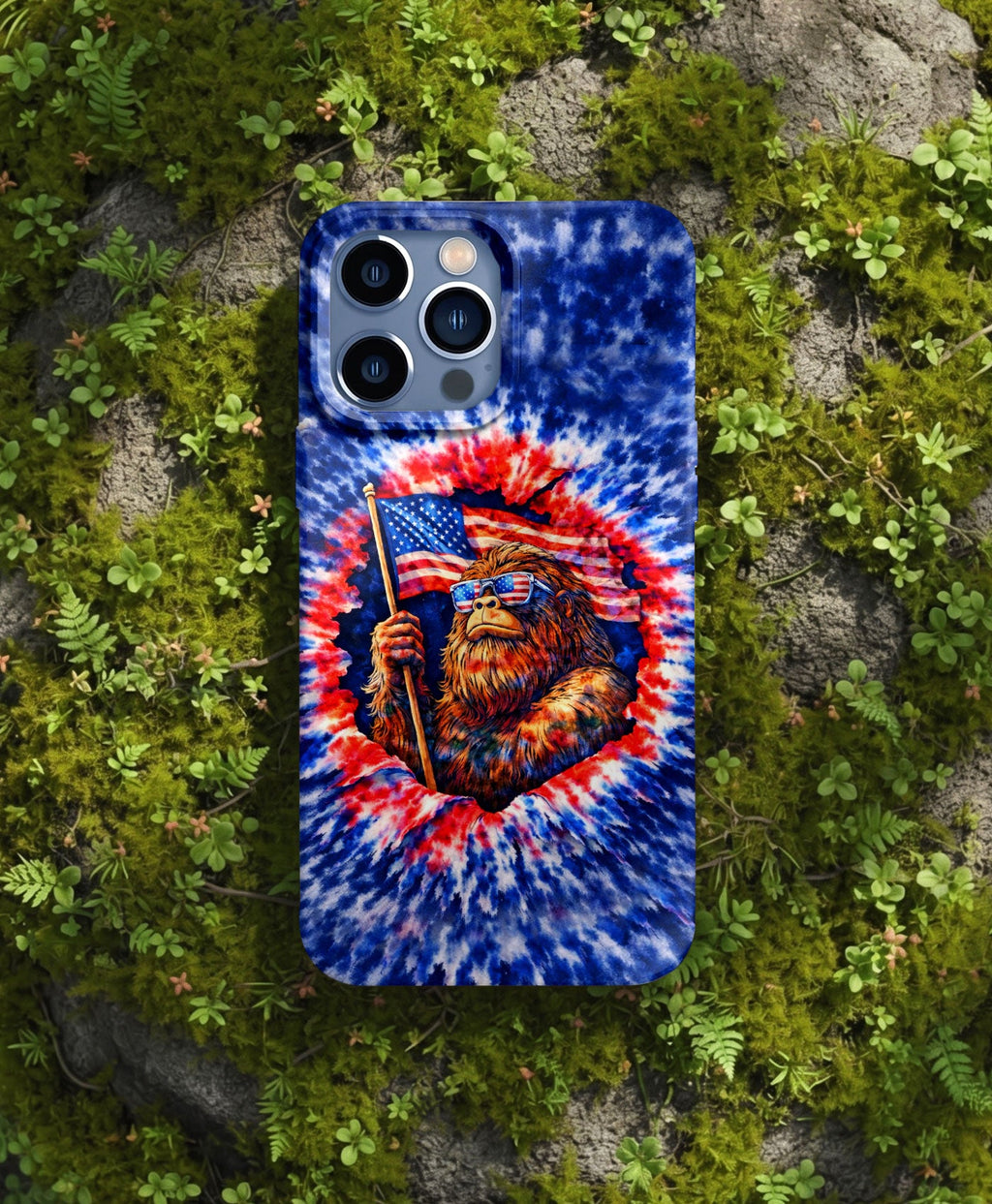 BIGFOOT WITH FLAG PHONE CASE - TLHN0705264