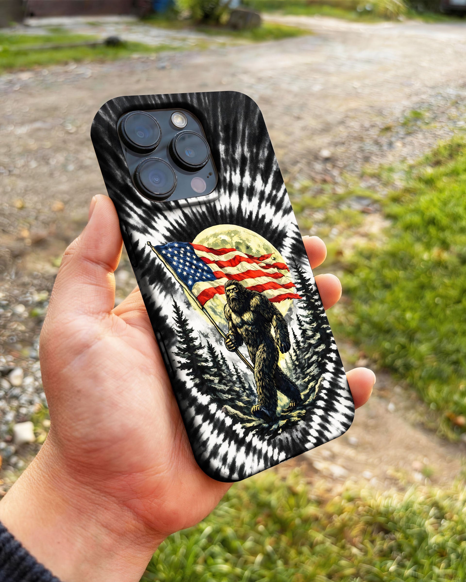 BIGFOOT WITH FLAG MOON SWIRL PHONE CASE  - TLNT0805261