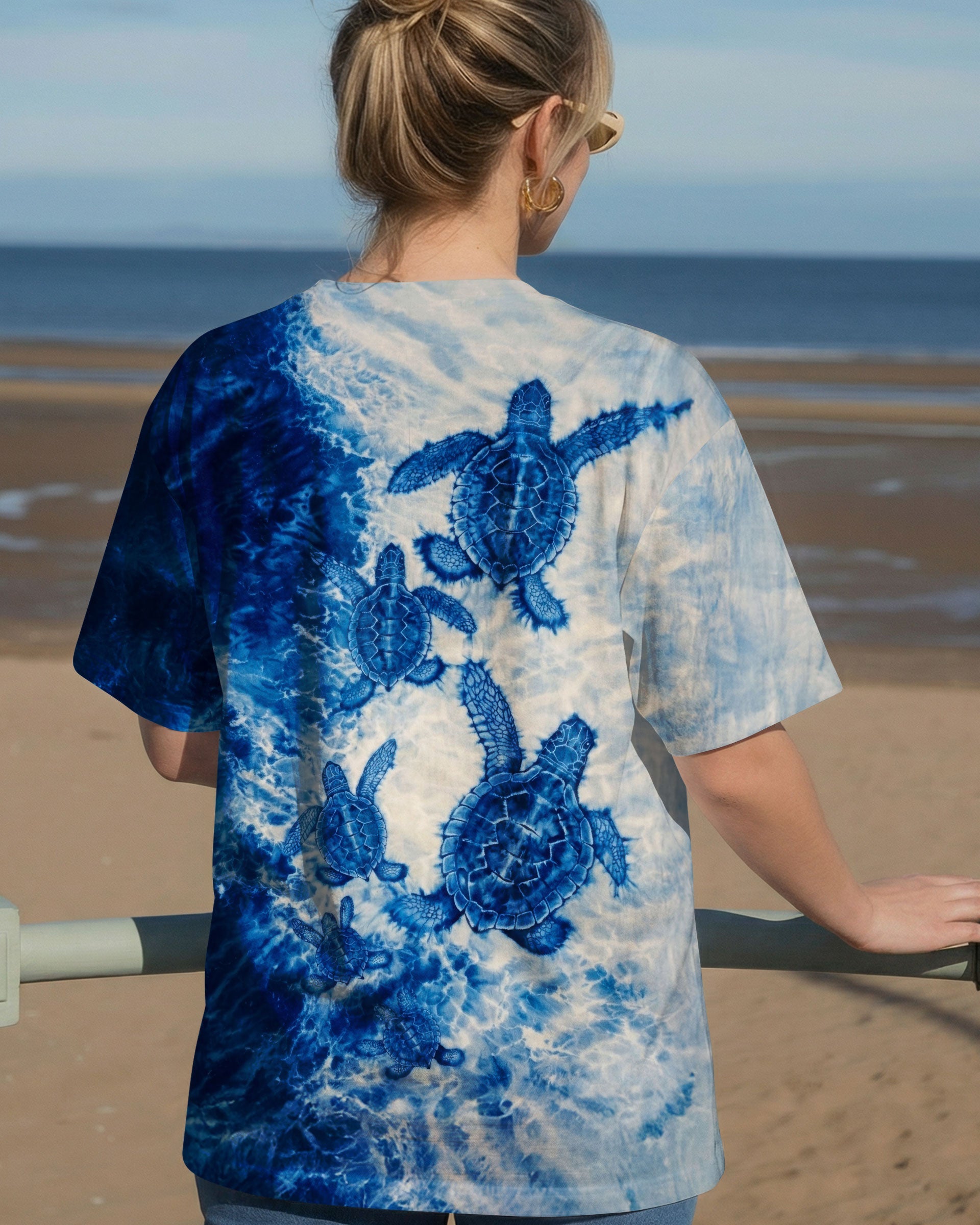SEA TURTLE FAMILY WAVES  ALL OVER PRINT - TLTW1504263
