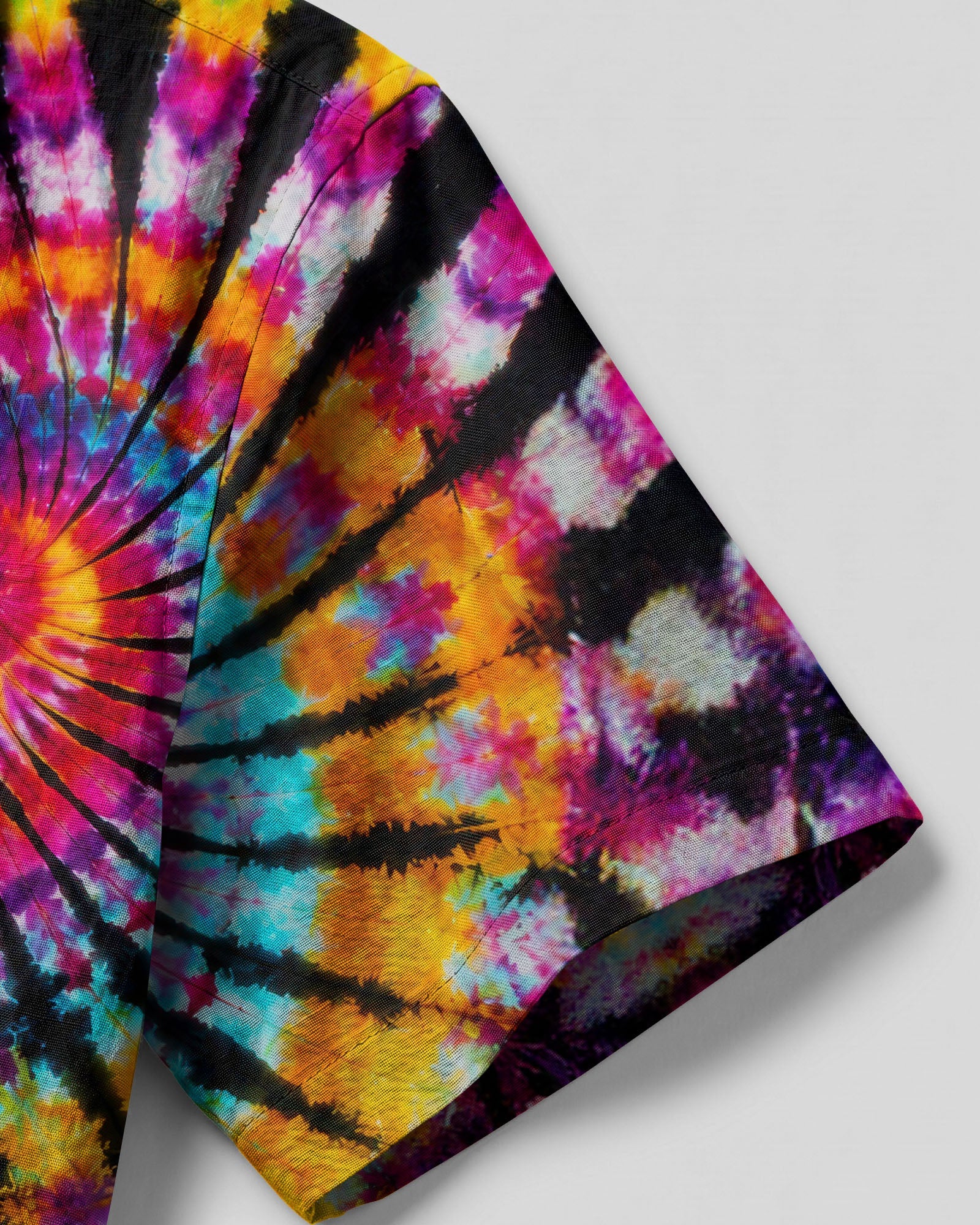 NEON OCEAN WONDERLAND TURTLE CAMP SHIRT - TLTW1806261