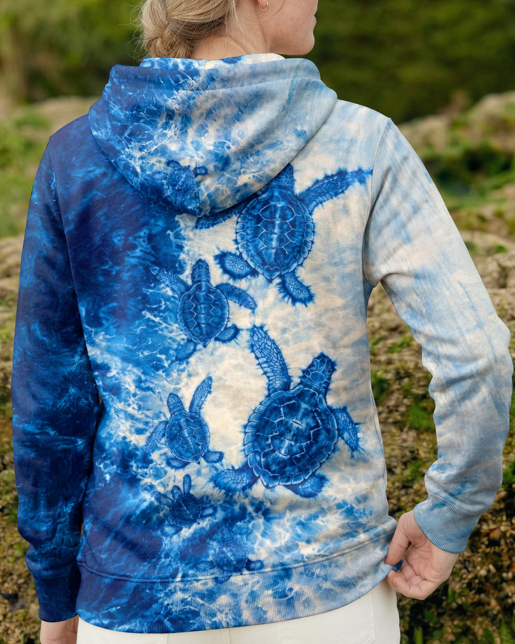 SEA TURTLE FAMILY WAVES  ALL OVER PRINT - TLTW1504263