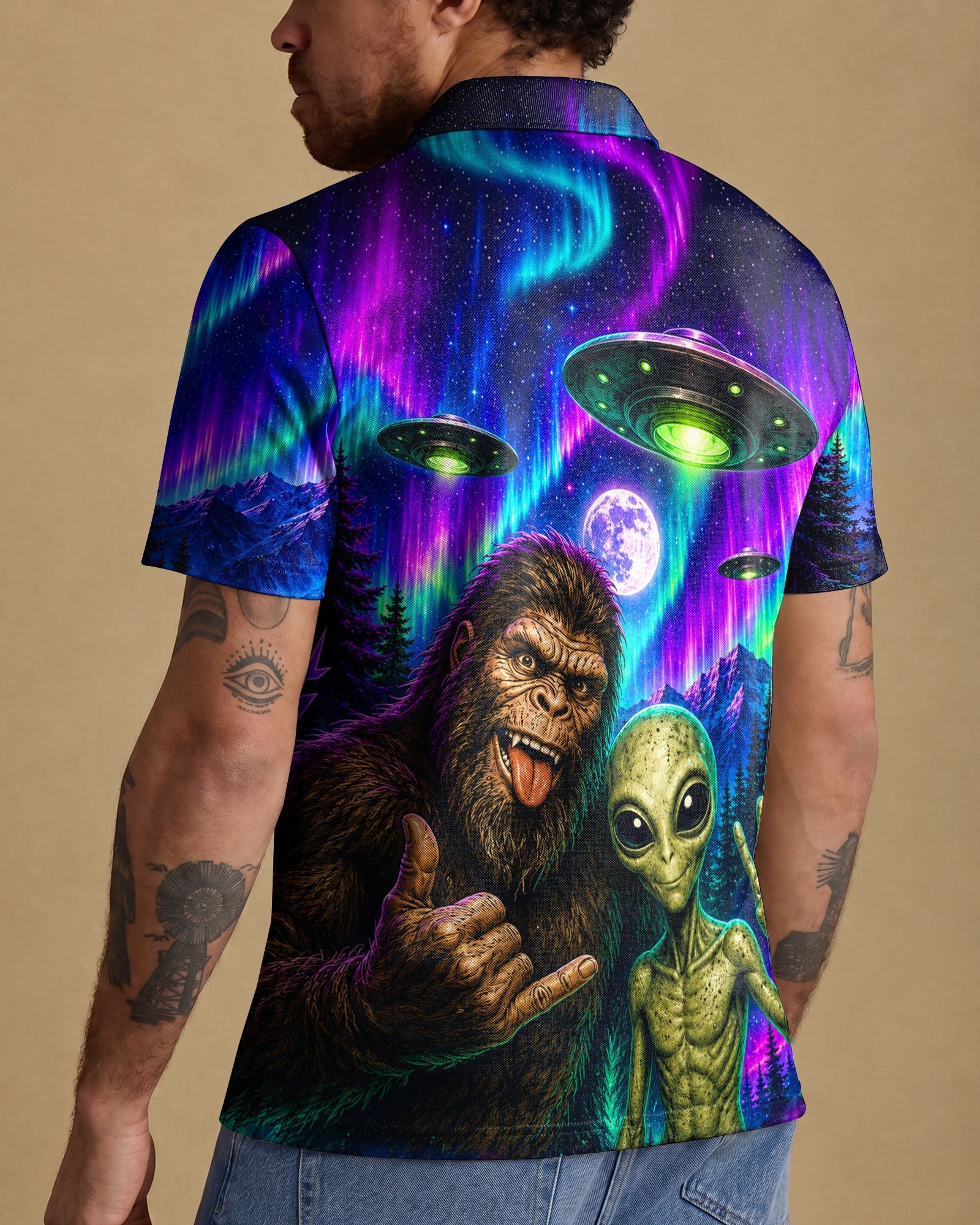 SELFIE BIGFOOT ALIEN AURORA ALL OVER PRINT - TLHN0907263