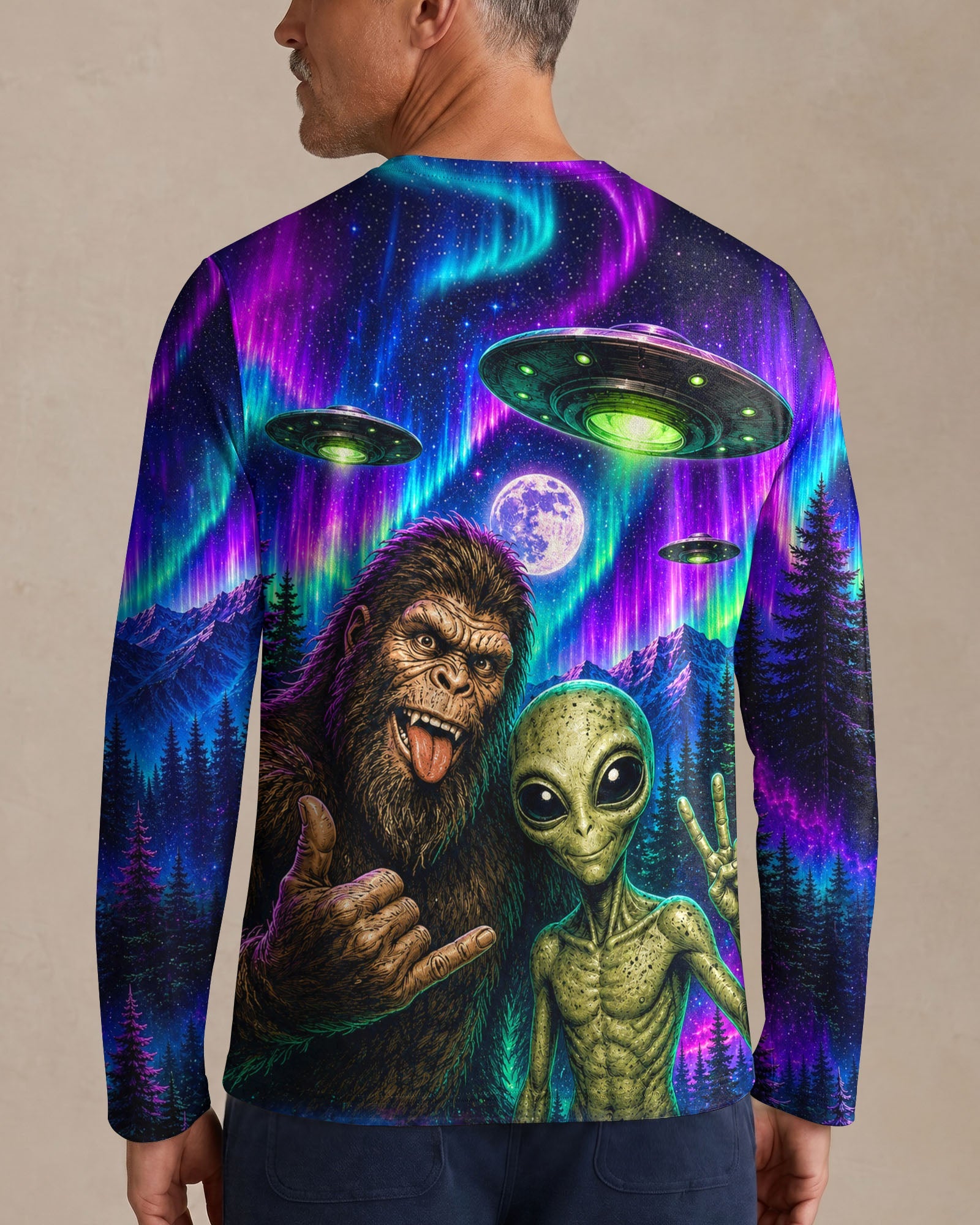 SELFIE BIGFOOT ALIEN AURORA ALL OVER PRINT - TLHN0907263