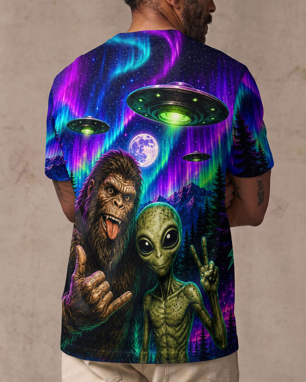 SELFIE BIGFOOT ALIEN AURORA ALL OVER PRINT - TLHN0907263