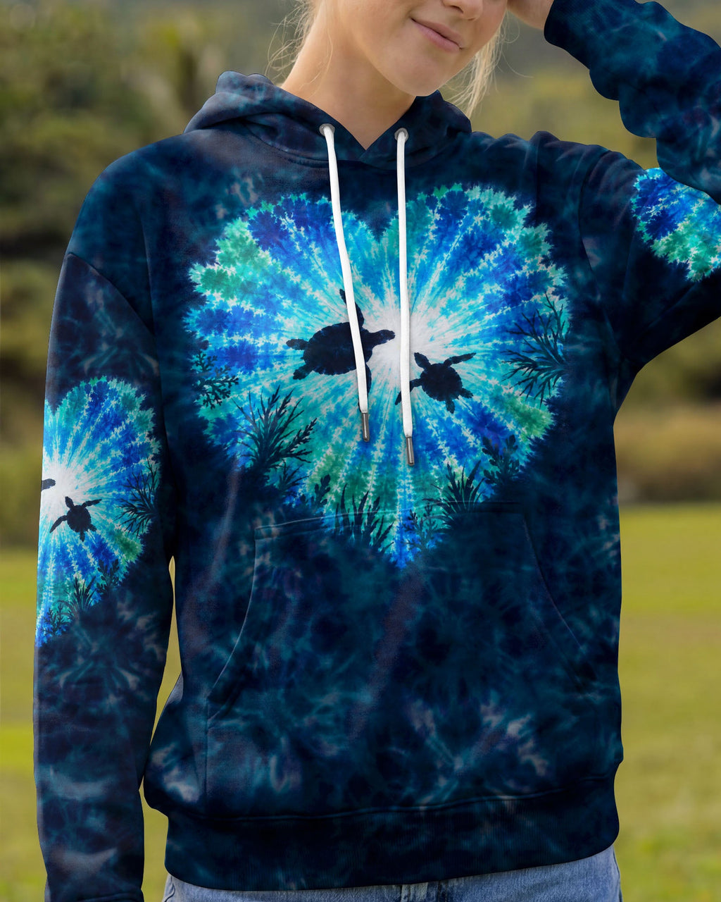 HEART OF THE SEA TURTLES BURST ALL OVER PRINT  - TLNO2506262