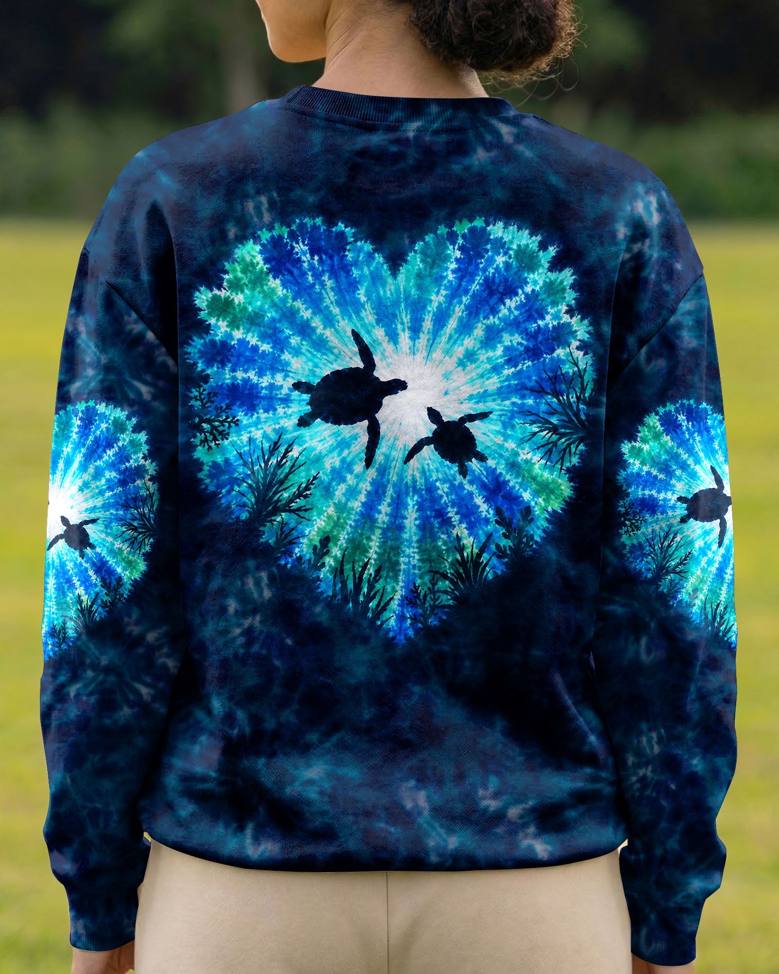 HEART OF THE SEA TURTLES BURST ALL OVER PRINT  - TLNO2506262