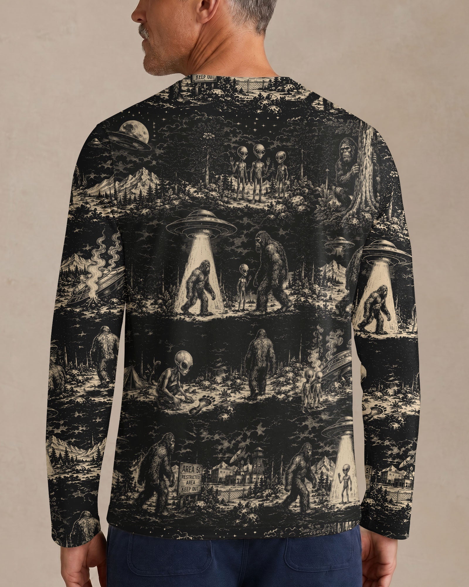 BIGFOOT ALIEN ALL OVER PRINT  - TLTW1306264
