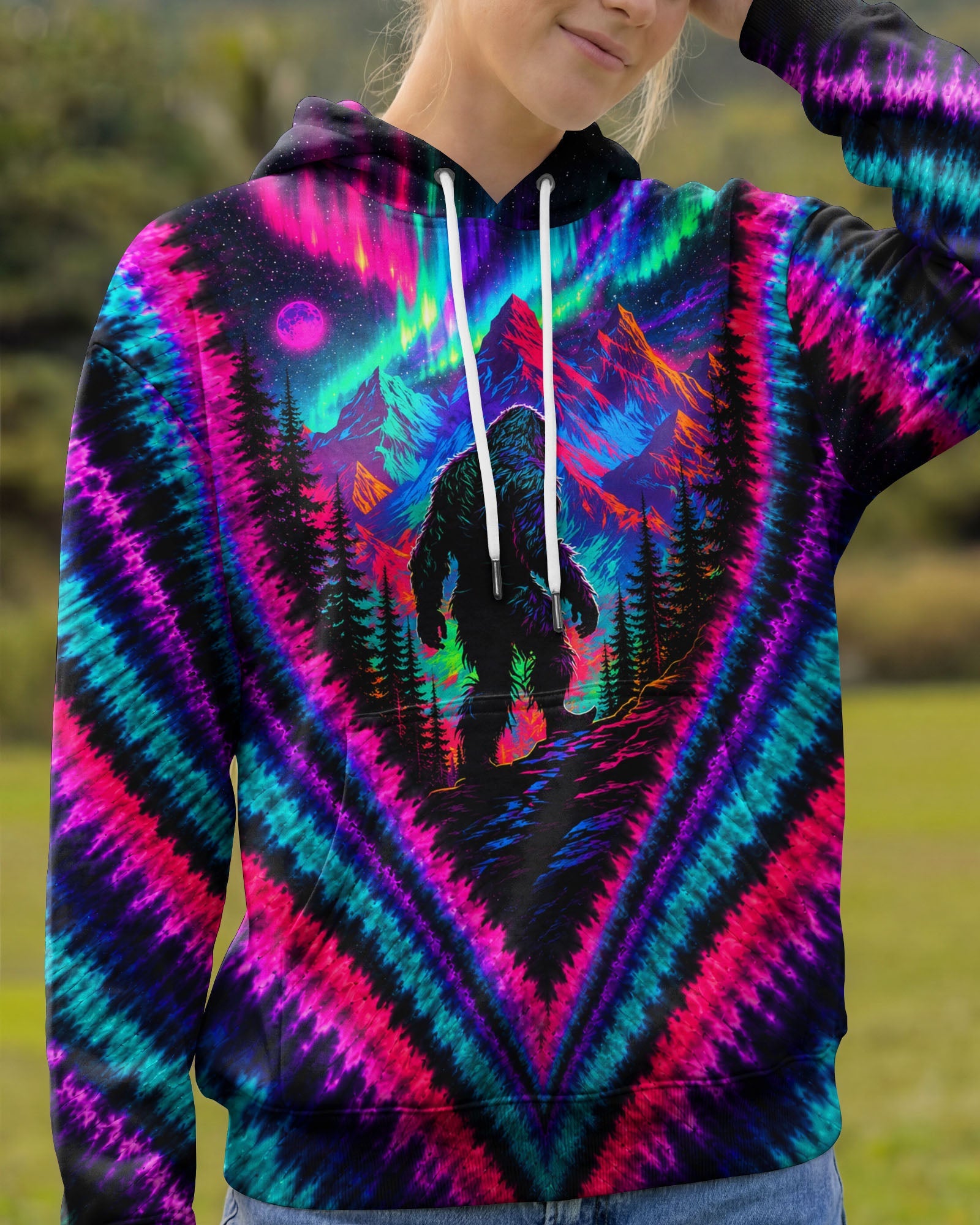 BIGFOOT IN THE FOREST AURORA V PATTERN  ALL OVER PRINT  - TLTW1307261