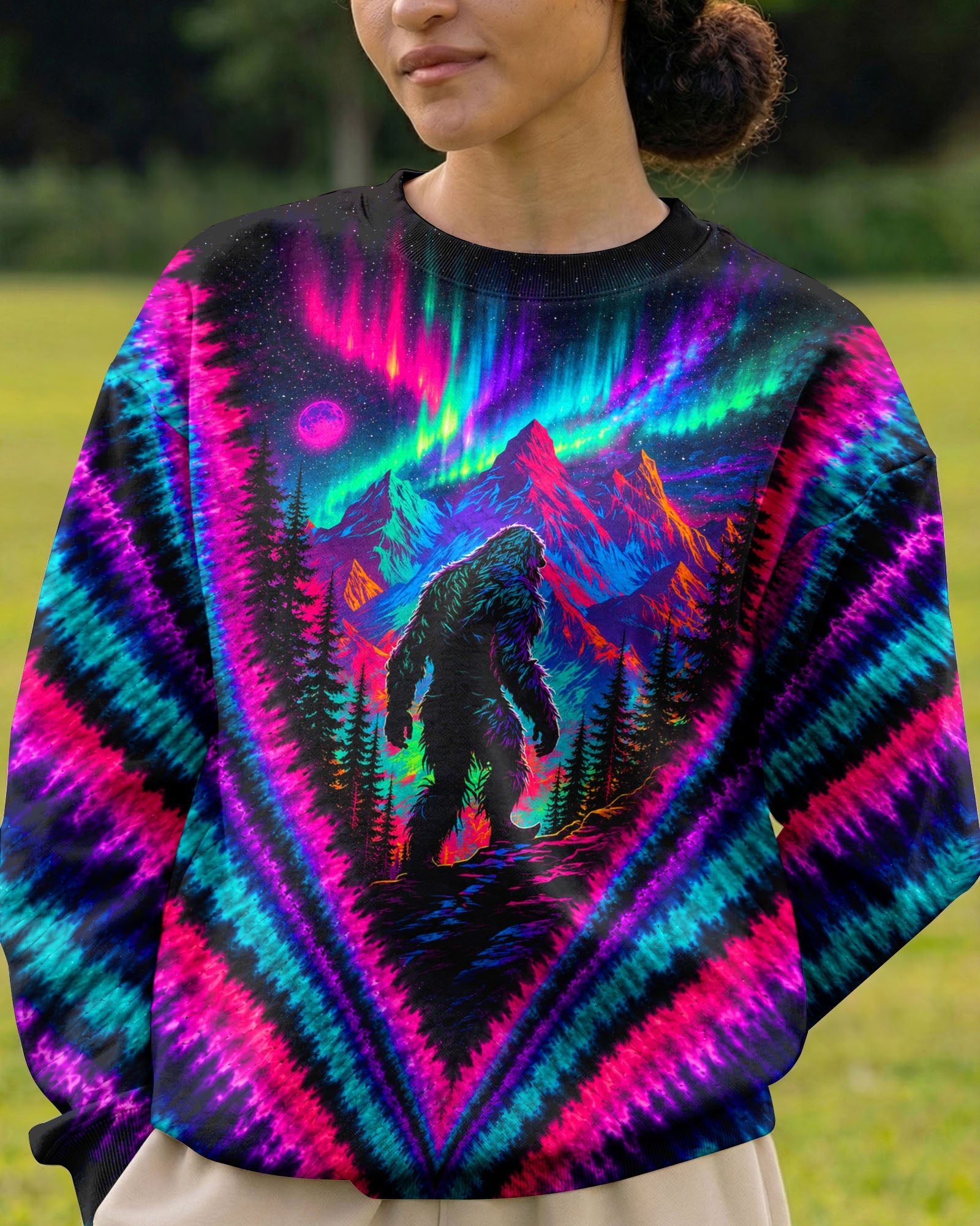 BIGFOOT IN THE FOREST AURORA V PATTERN  ALL OVER PRINT  - TLTW1307261