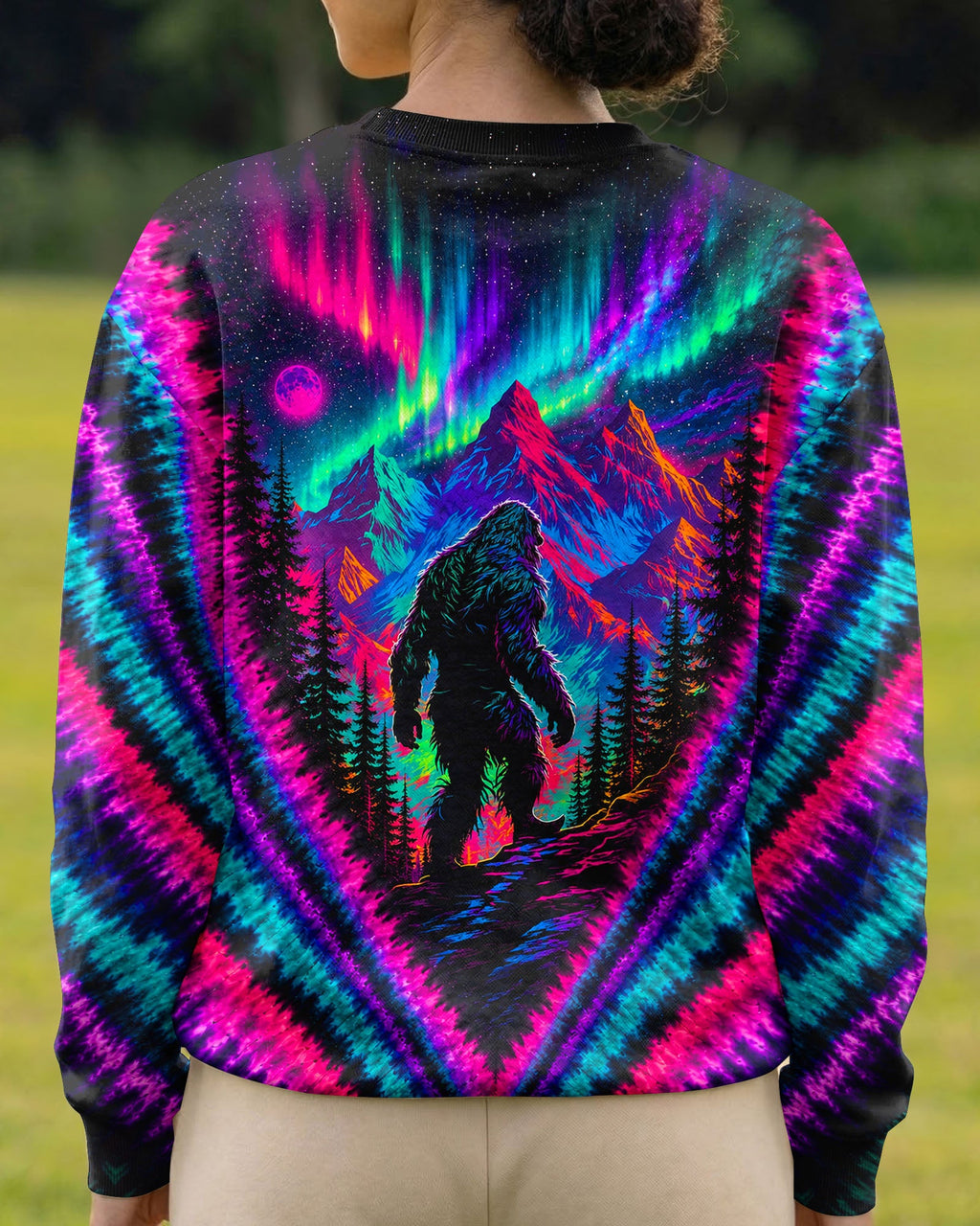 BIGFOOT IN THE FOREST AURORA V PATTERN  ALL OVER PRINT  - TLTW1307261