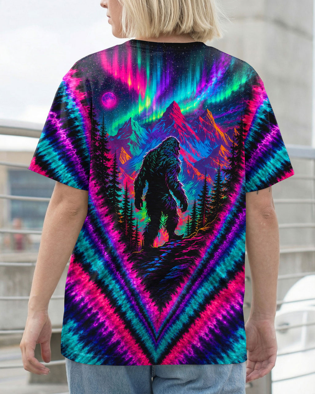 BIGFOOT IN THE FOREST AURORA V PATTERN  ALL OVER PRINT  - TLTW1307261