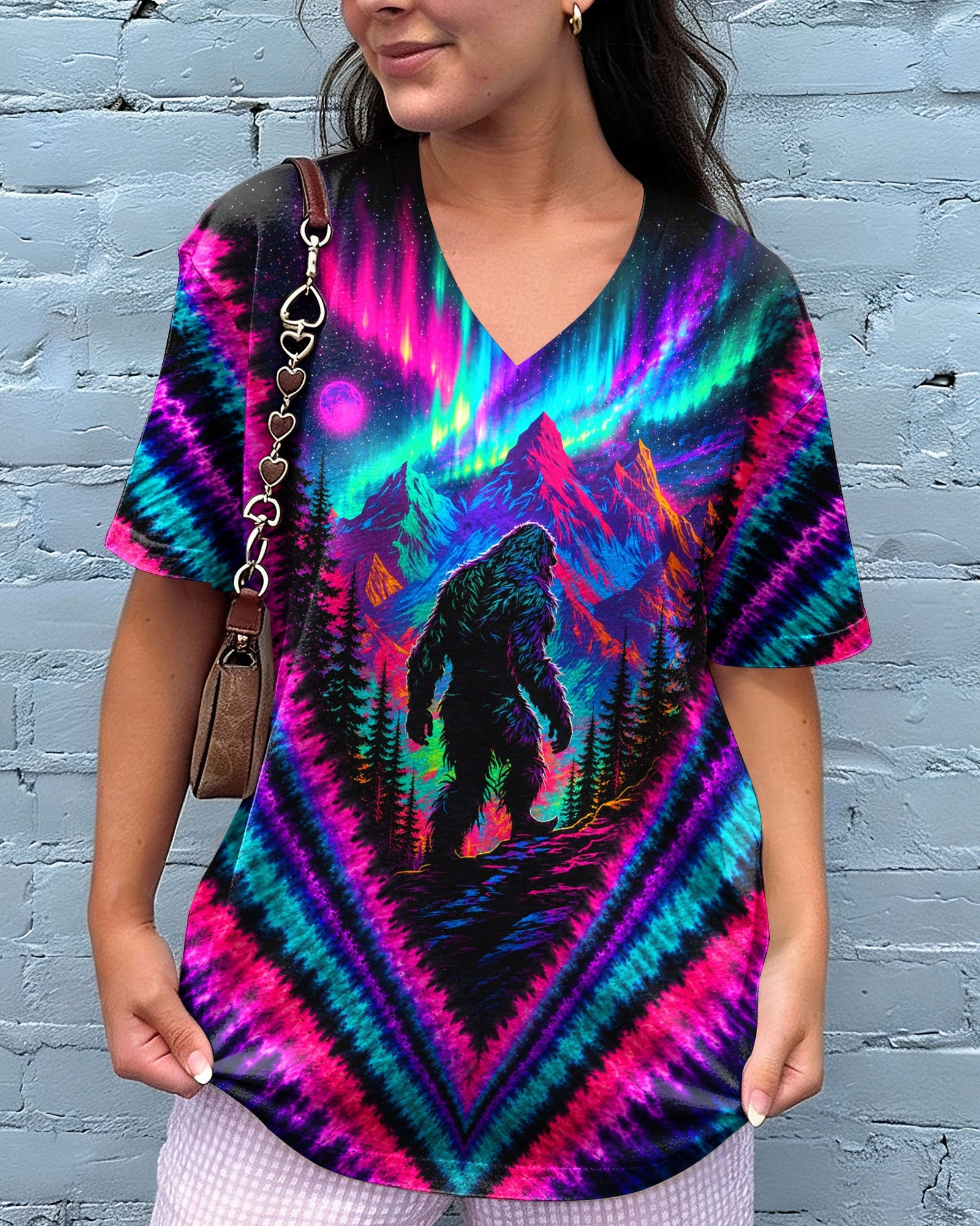 BIGFOOT IN THE FOREST AURORA V PATTERN  ALL OVER PRINT  - TLTW1307261