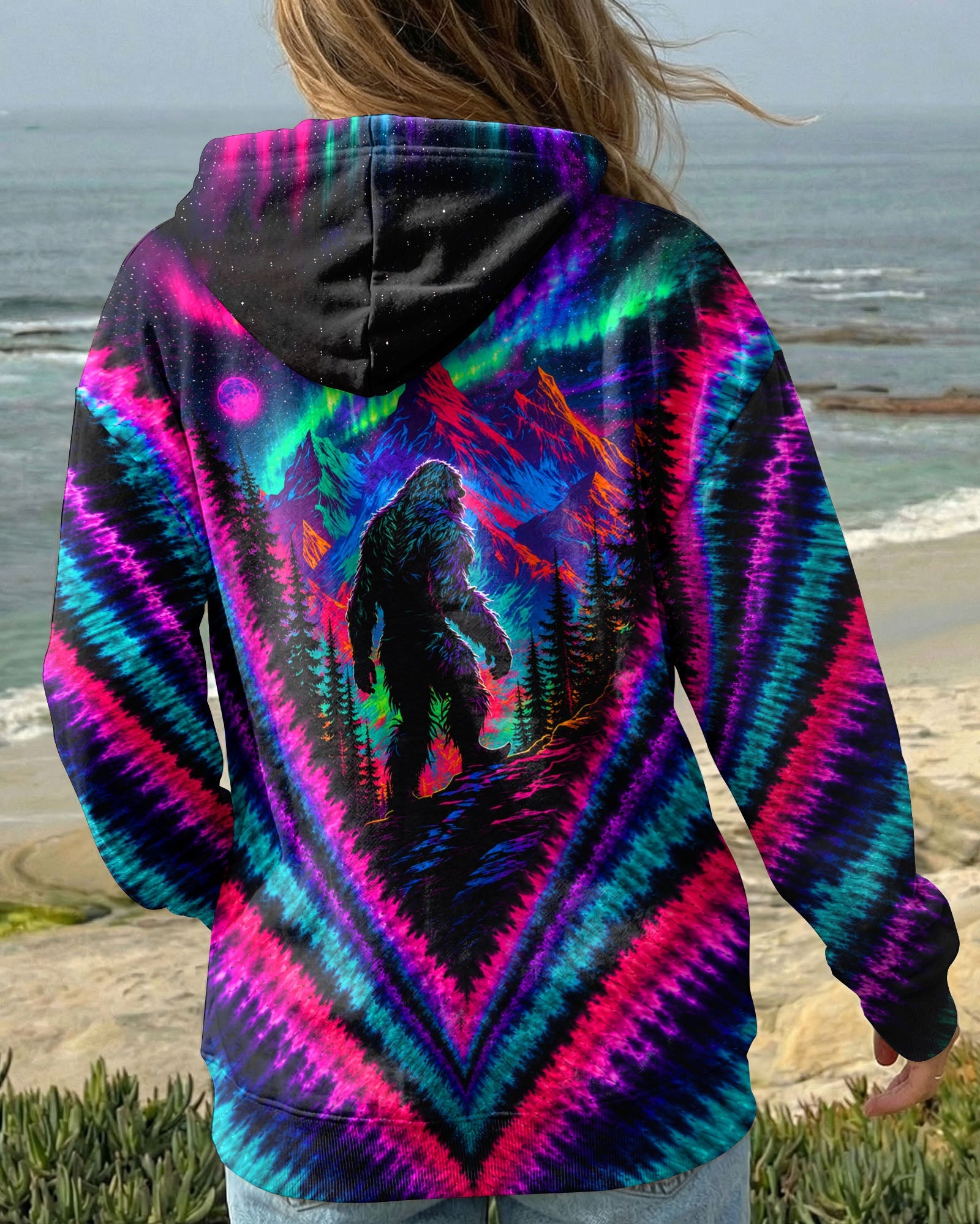 BIGFOOT IN THE FOREST AURORA V PATTERN  ALL OVER PRINT  - TLTW1307261